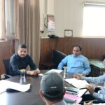 पार्किंग निर्माण के कार्यों में लाएं तेजी: डीएम गढ़वाल