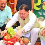 पौड़ी पुलिस ने भी हरेला पर रोपे पौधे