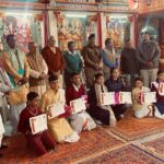 धामी ने वीडियो कॉल से दिया भरोसा, 20 दिन के लिए आंदोलन स्थगित